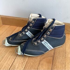 Salomon Cross Country Nordic Ski Boots SR 45 - Size 37